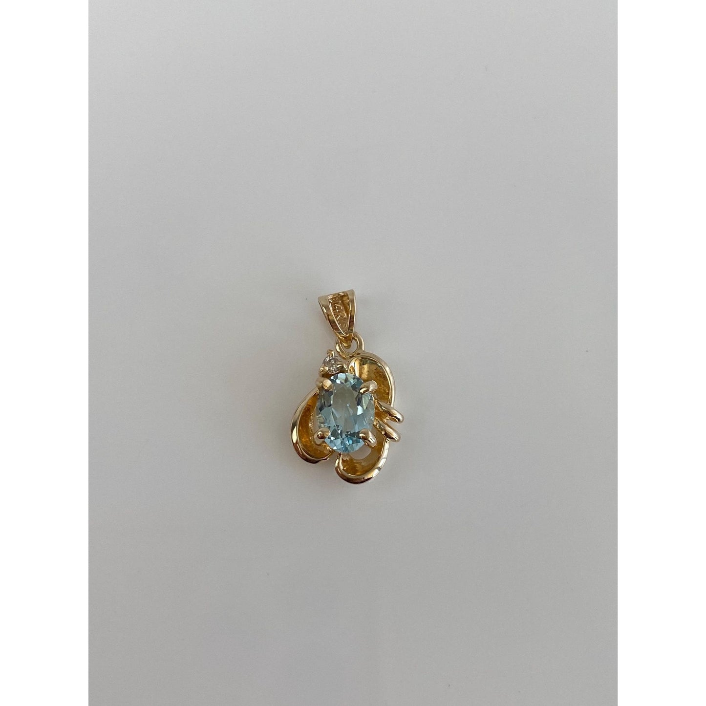 Vintage Solid 14k Yellow Gold Diamond Topaz Charm