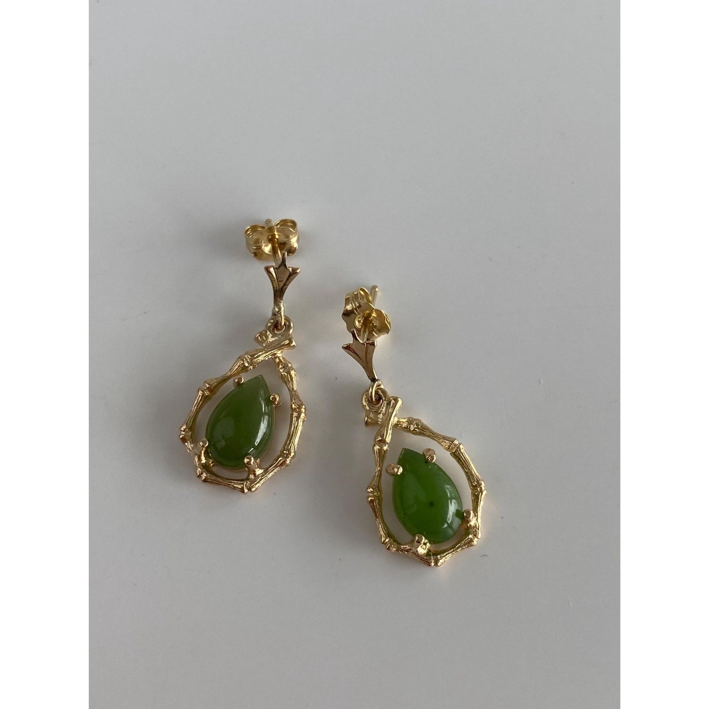Vintage Solid 14k Yellow Gold Nephrite Bamboo Dangle Stud Earrings