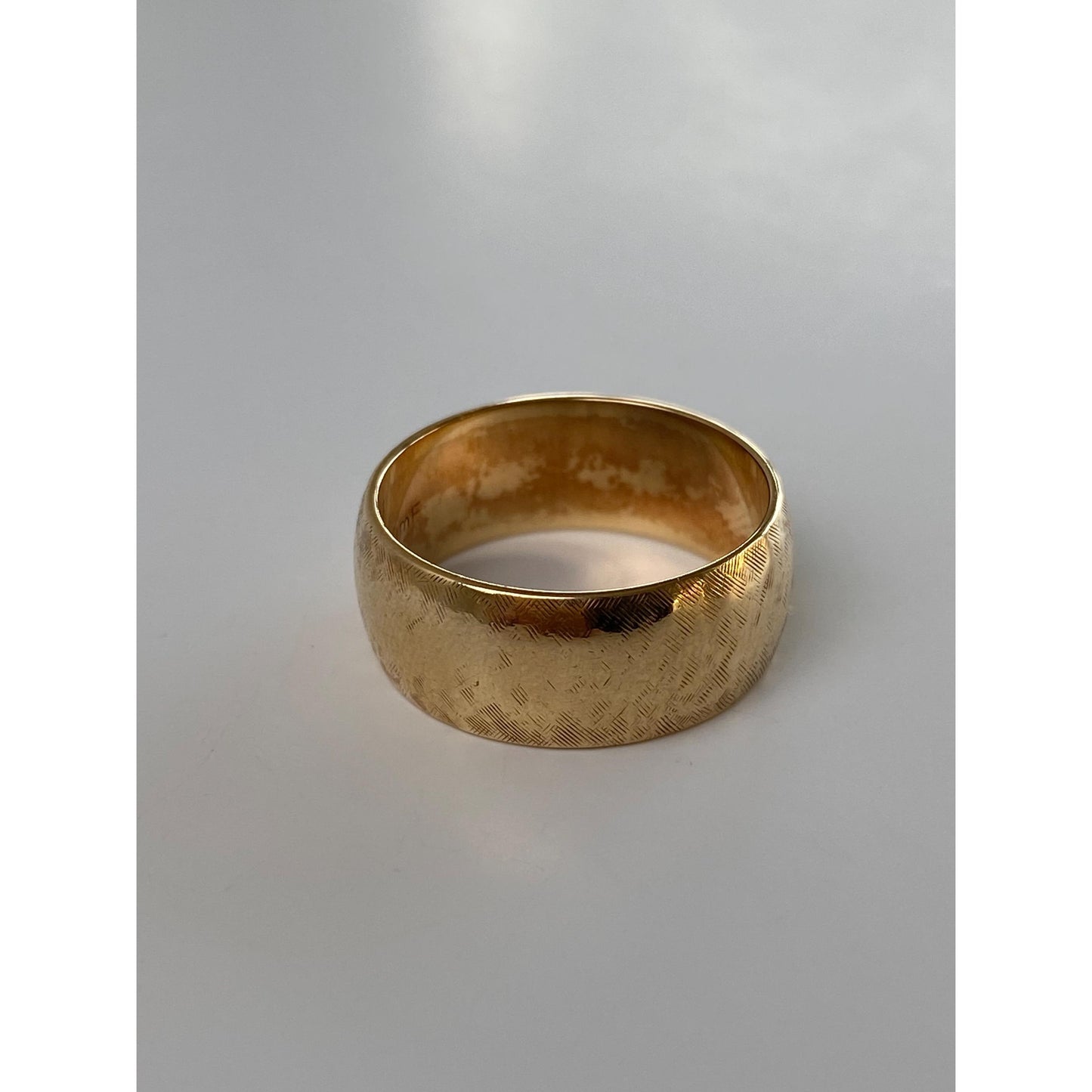 Vintage Solid 14k Yellow Gold Crosshatch Ring Band - Size 5.75