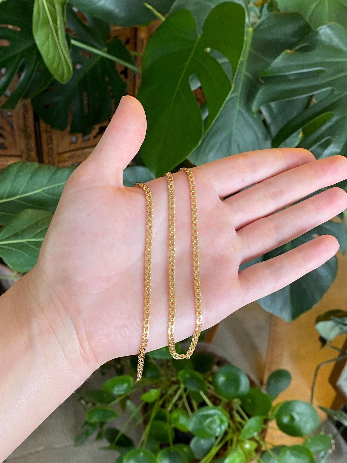 Vintage Solid 18k Yellow Gold Fancy Flat Curb Chain Necklace - 15.5 inches
