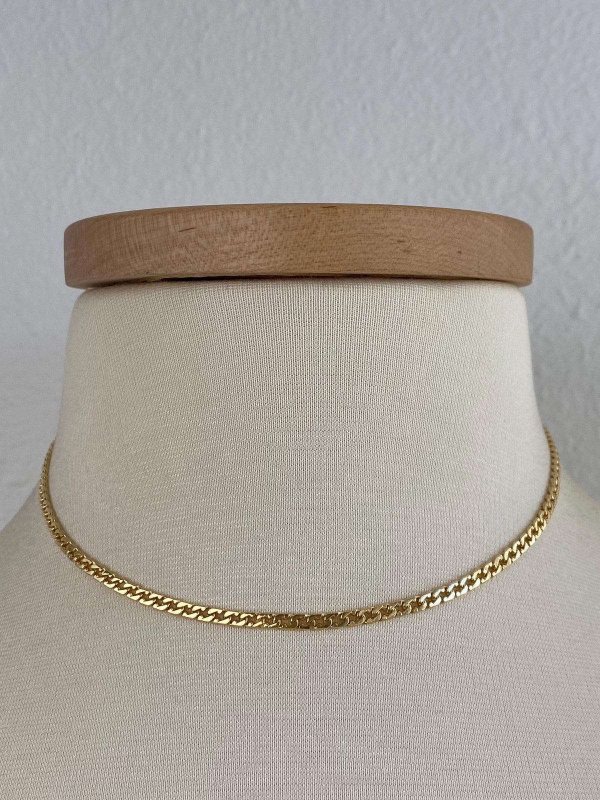 Vintage Solid 18k Yellow Gold Fancy Flat Curb Chain Necklace - 15.5 inches