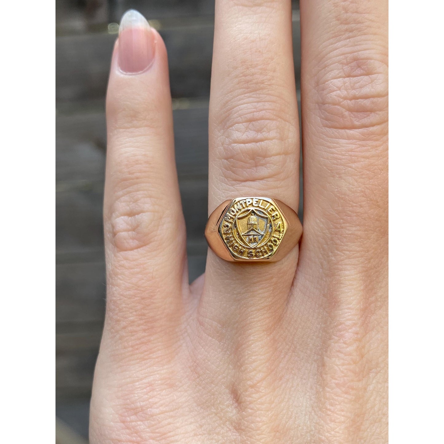 Vintage Solid 10k Yellow Gold 'Montpelier H.S.' Class Ring - Size 4.75