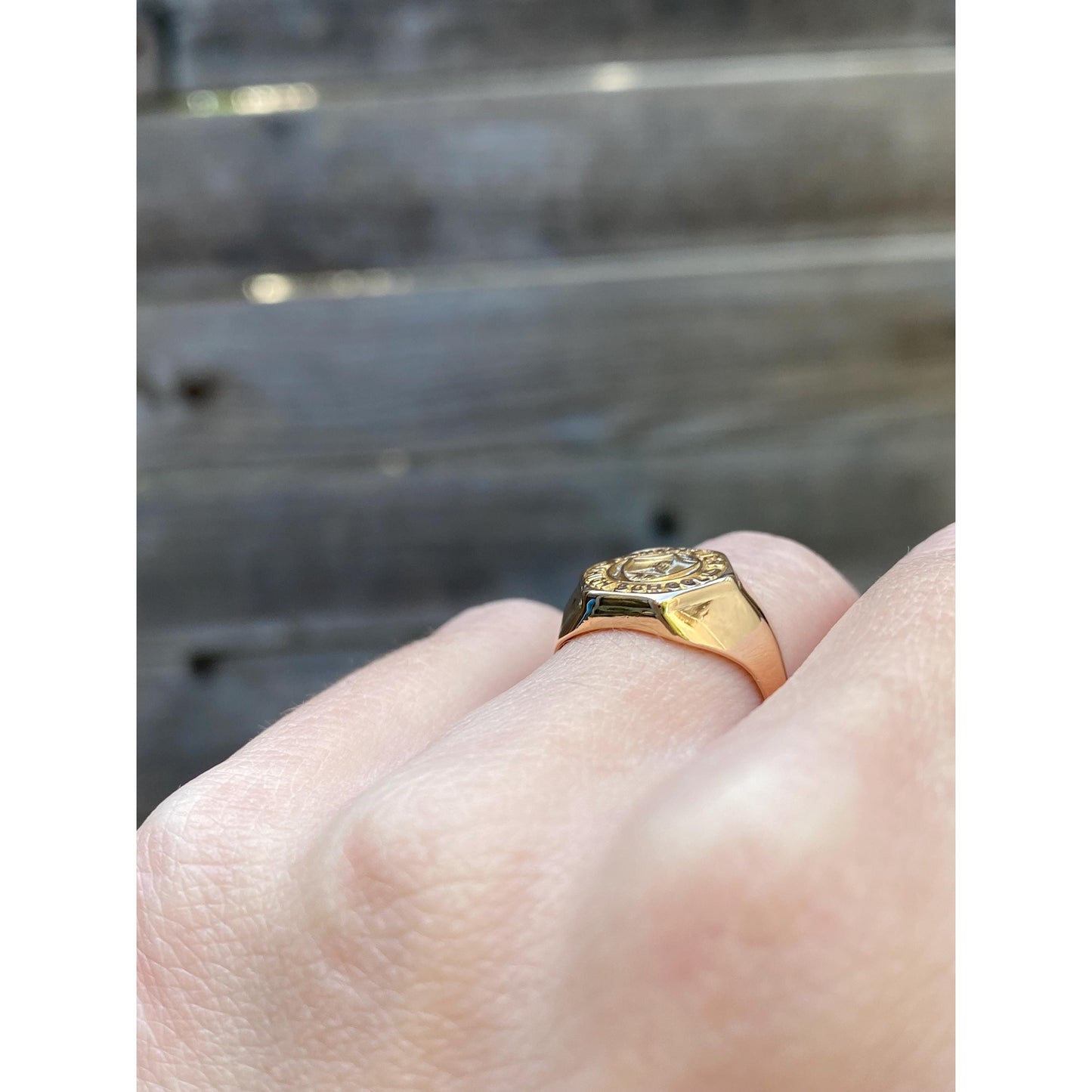 Vintage Solid 10k Yellow Gold 'Montpelier H.S.' Class Ring - Size 4.75
