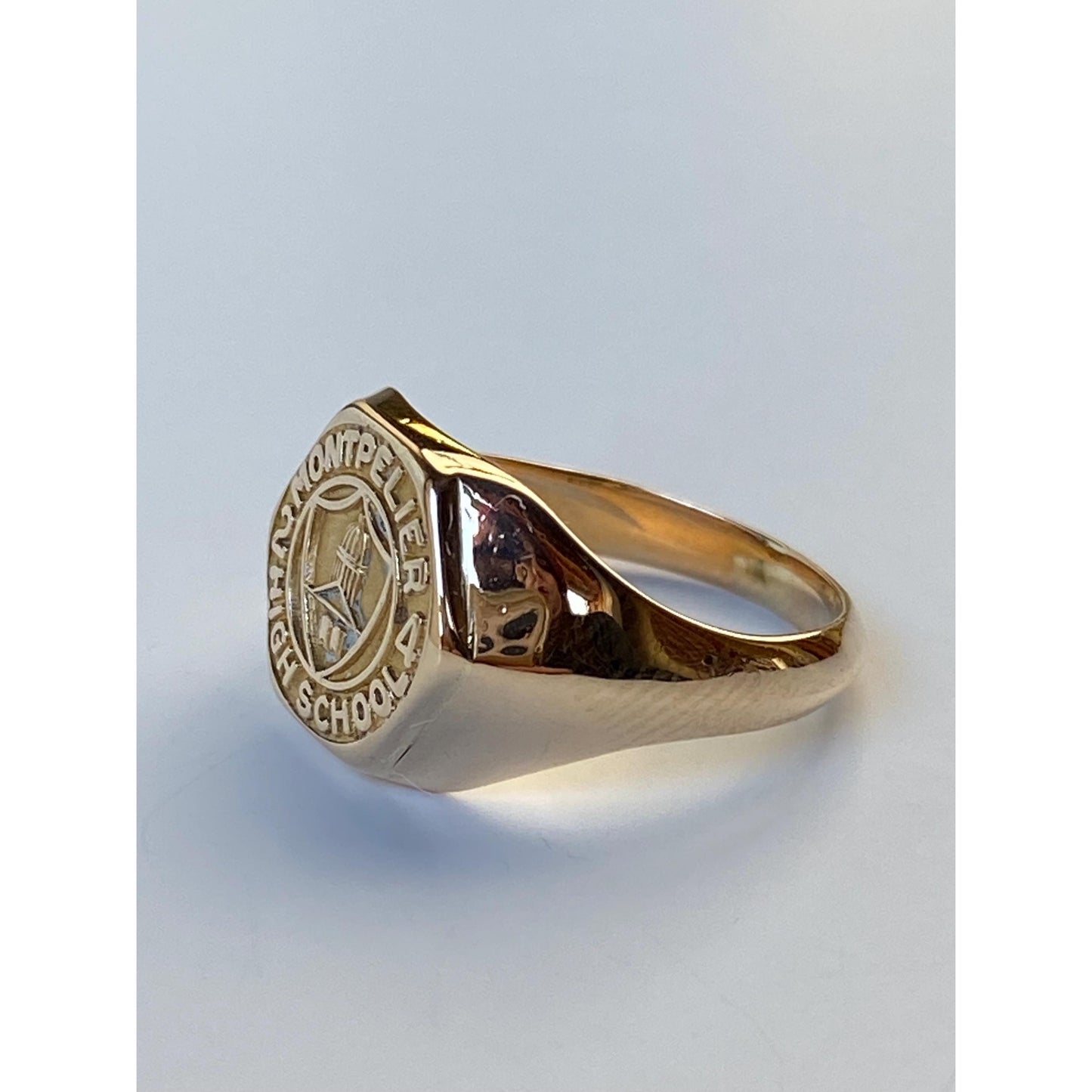 Vintage Solid 10k Yellow Gold 'Montpelier H.S.' Class Ring - Size 4.75