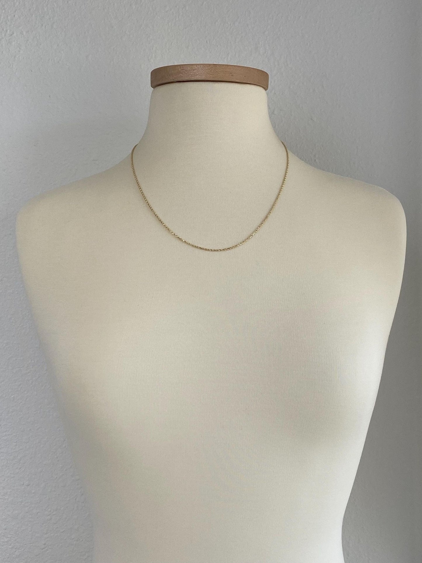 Vintage 14k Yellow Gold Slim Rope Chain Necklace - 21.5 inches