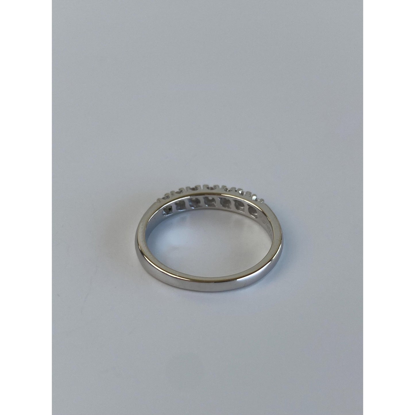 Vintage Solid 14k White Gold Diamond Ring Band - Size 6.75