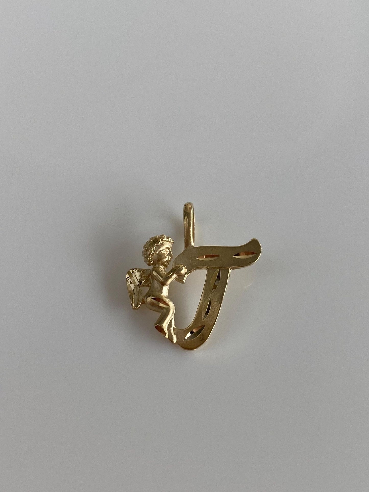 Vintage Solid 10k Yellow Gold Diamond Cut Angel Initial 'T' Charm