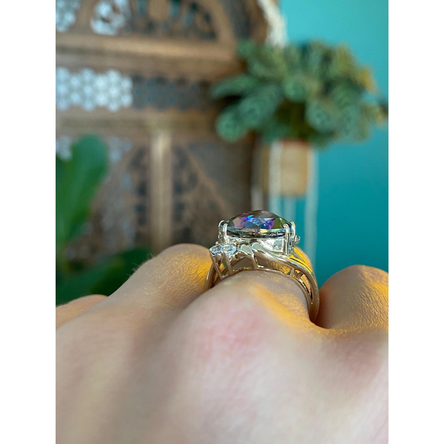 Solid 10k Yellow Gold Mystic Topaz Clear Spinel Ring - Size 6