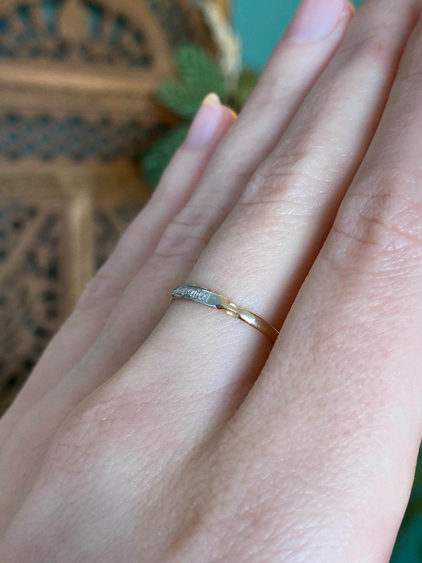 Vintage Solid 10k White & Yellow Gold Clear Quartz Designed Ring - Size 6.75