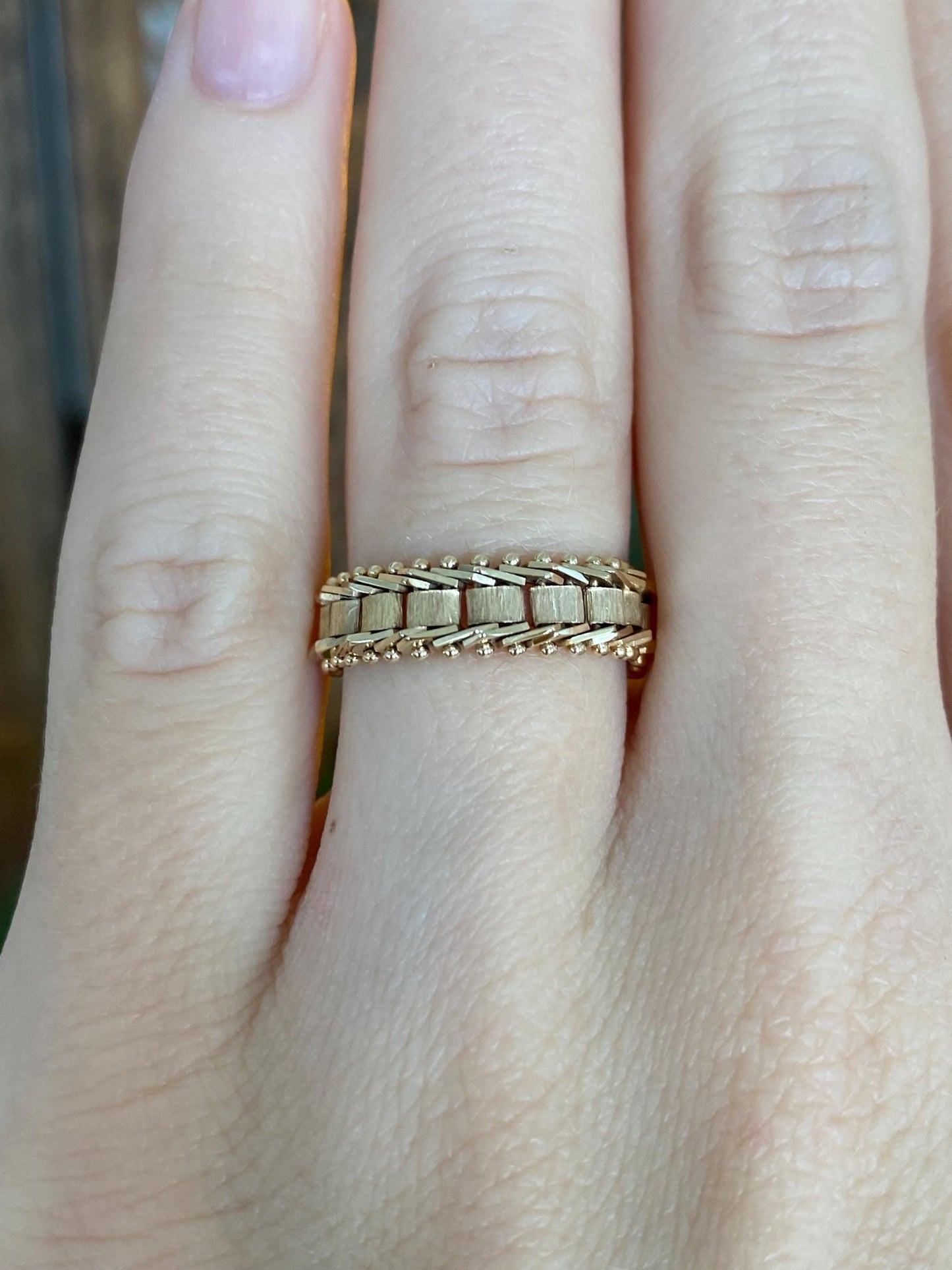 Vintage Solid 14k Yellow Gold Mesh Chain Ring Band - Size 5.5
