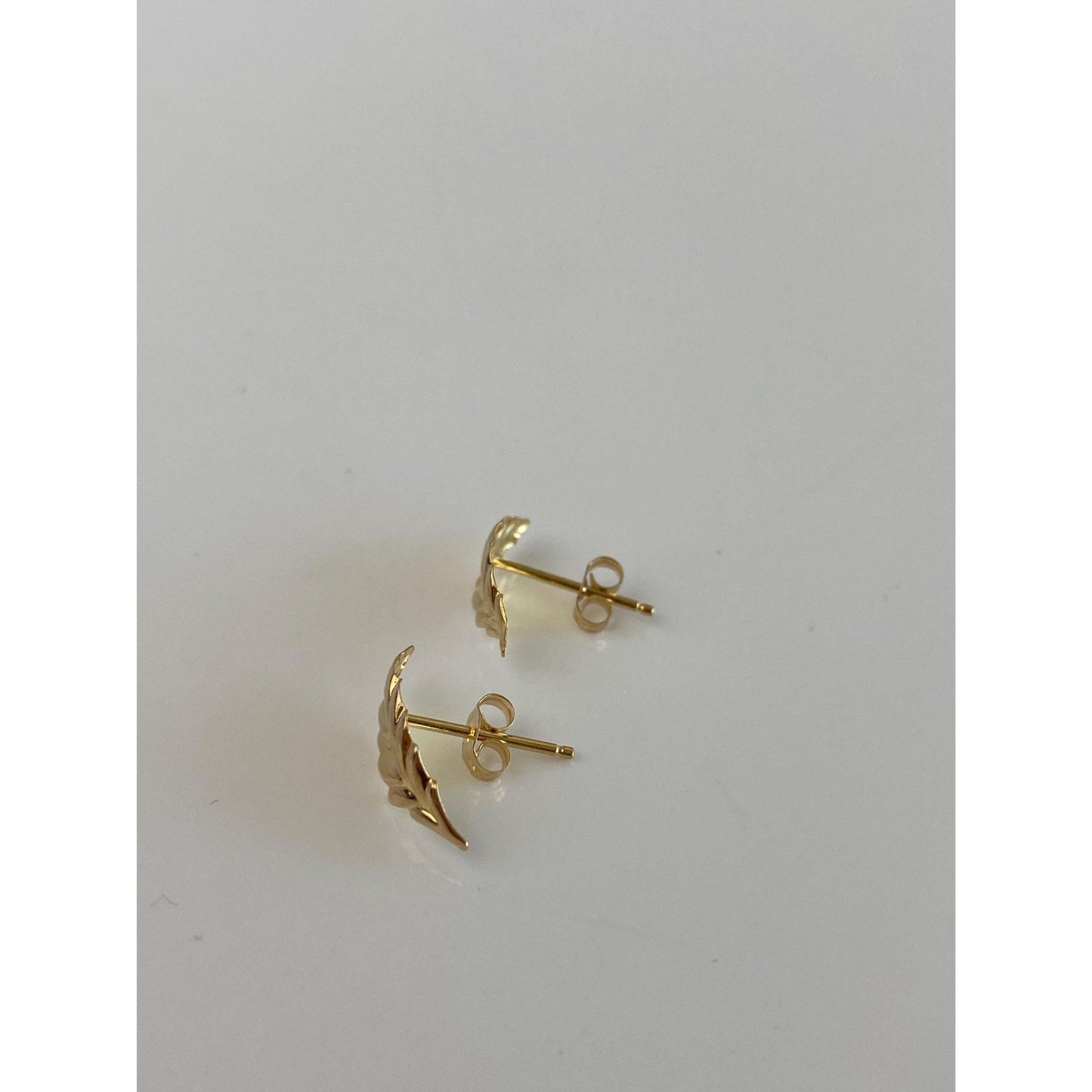 Vintage Solid 14k Yellow Gold Leaf Stud Earrings