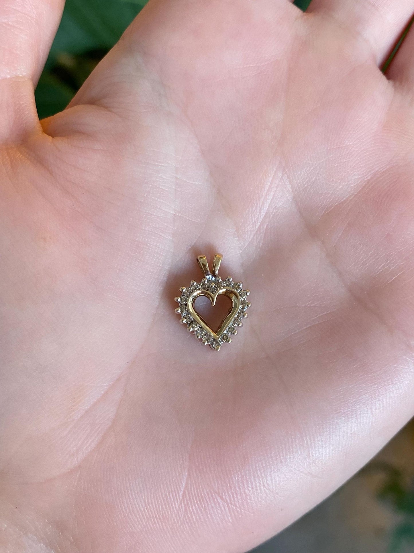 Vintage Solid 10k Yellow Gold Diamond Heart Charm