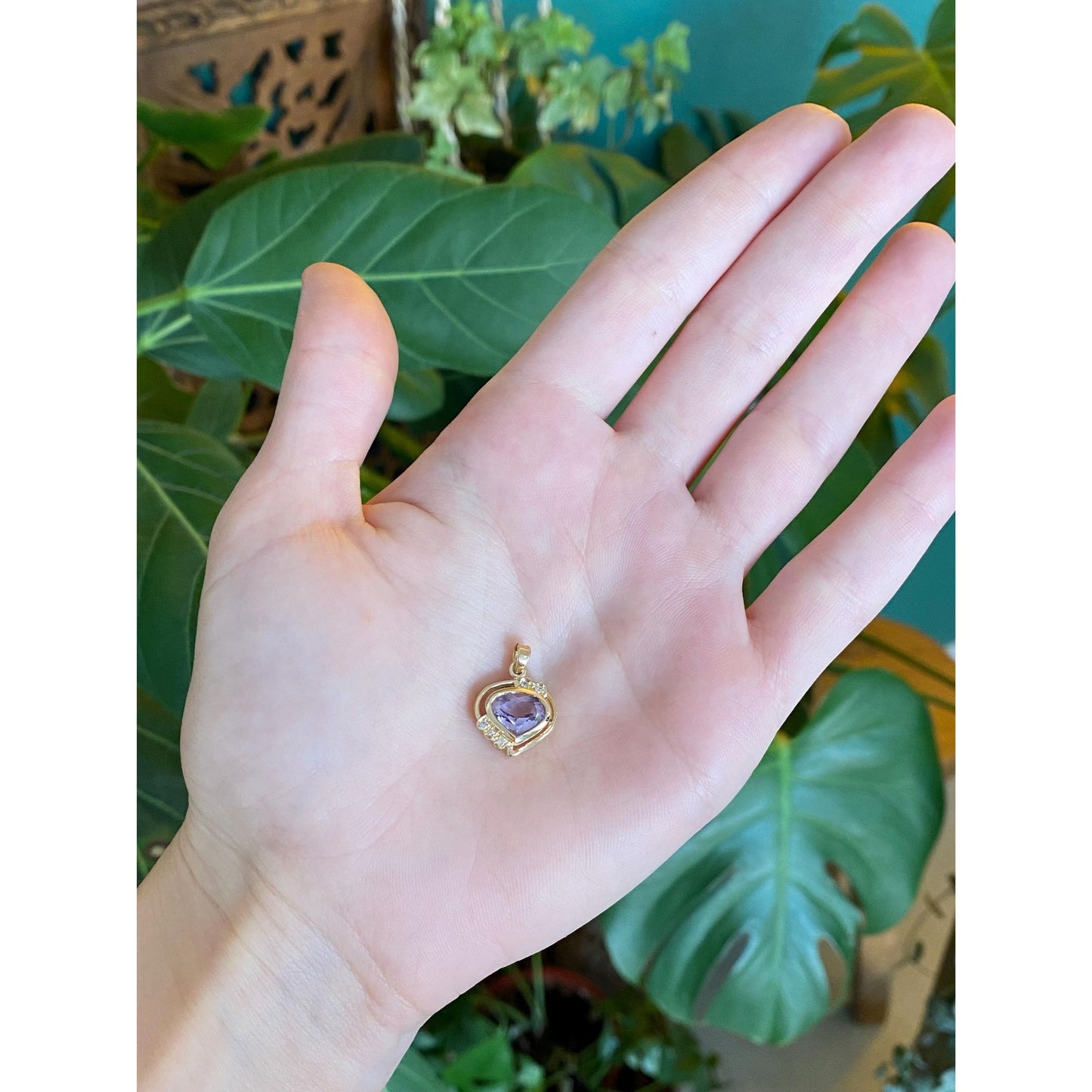 Vintage Solid 14k Yellow Gold Diamond Amethyst Charm