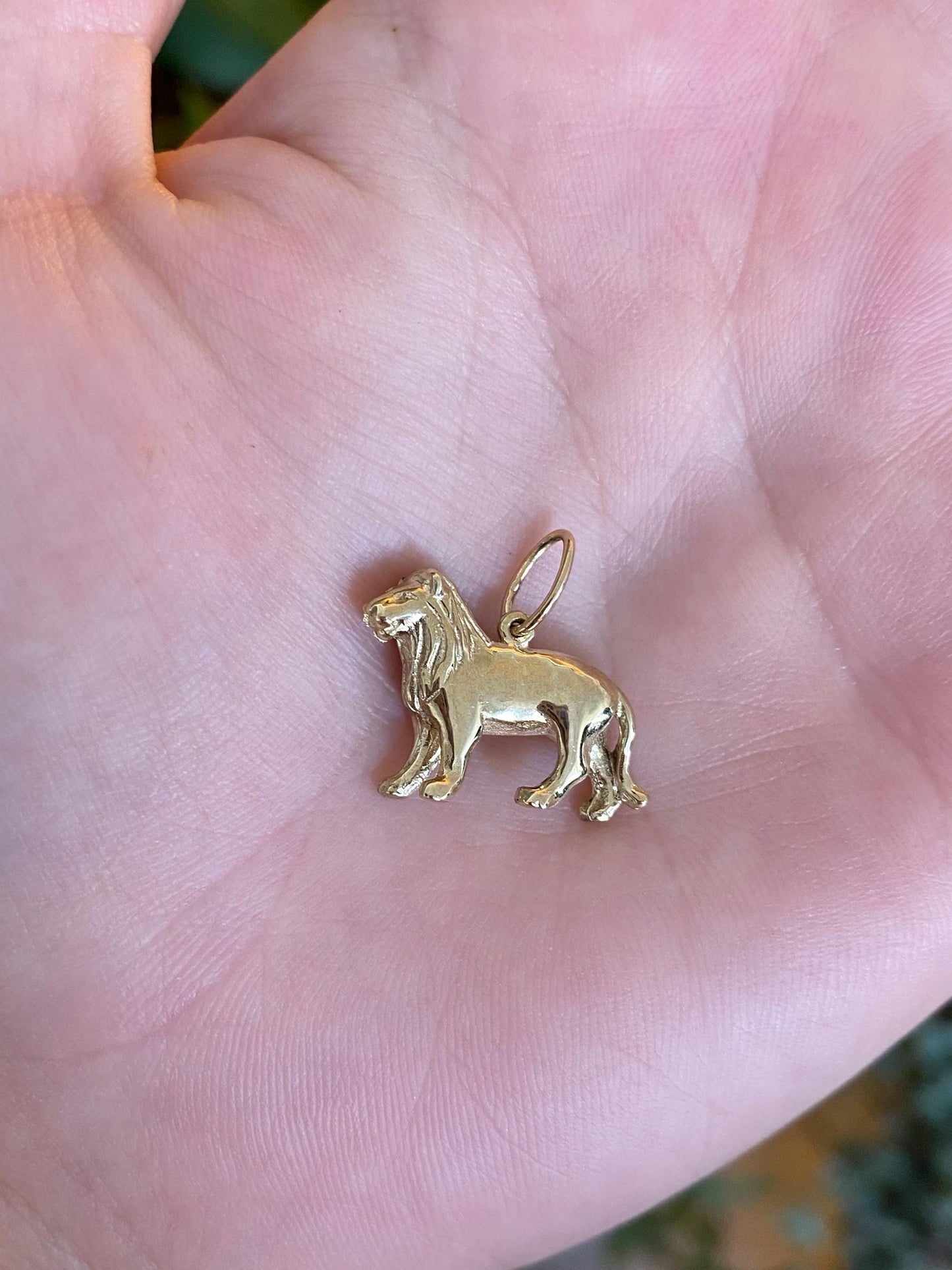 Vintage Solid 9k Yellow Gold Lion Charm - Fine Estate Jewelry - Real Genuine Gold