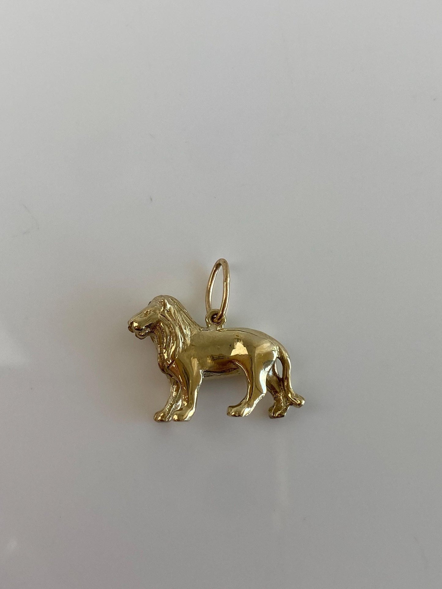 Vintage Solid 9k Yellow Gold Lion Charm - Fine Estate Jewelry - Real Genuine Gold