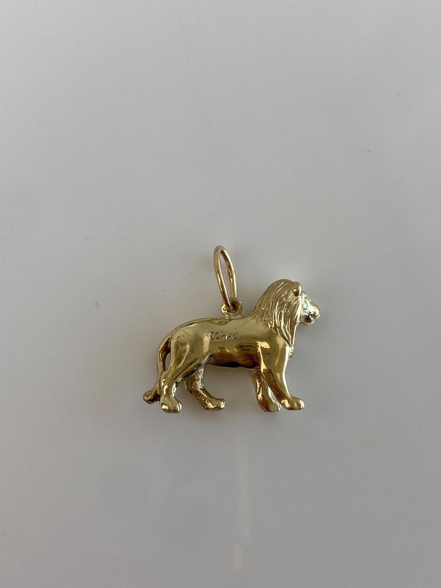 Vintage Solid 9k Yellow Gold Lion Charm - Fine Estate Jewelry - Real Genuine Gold