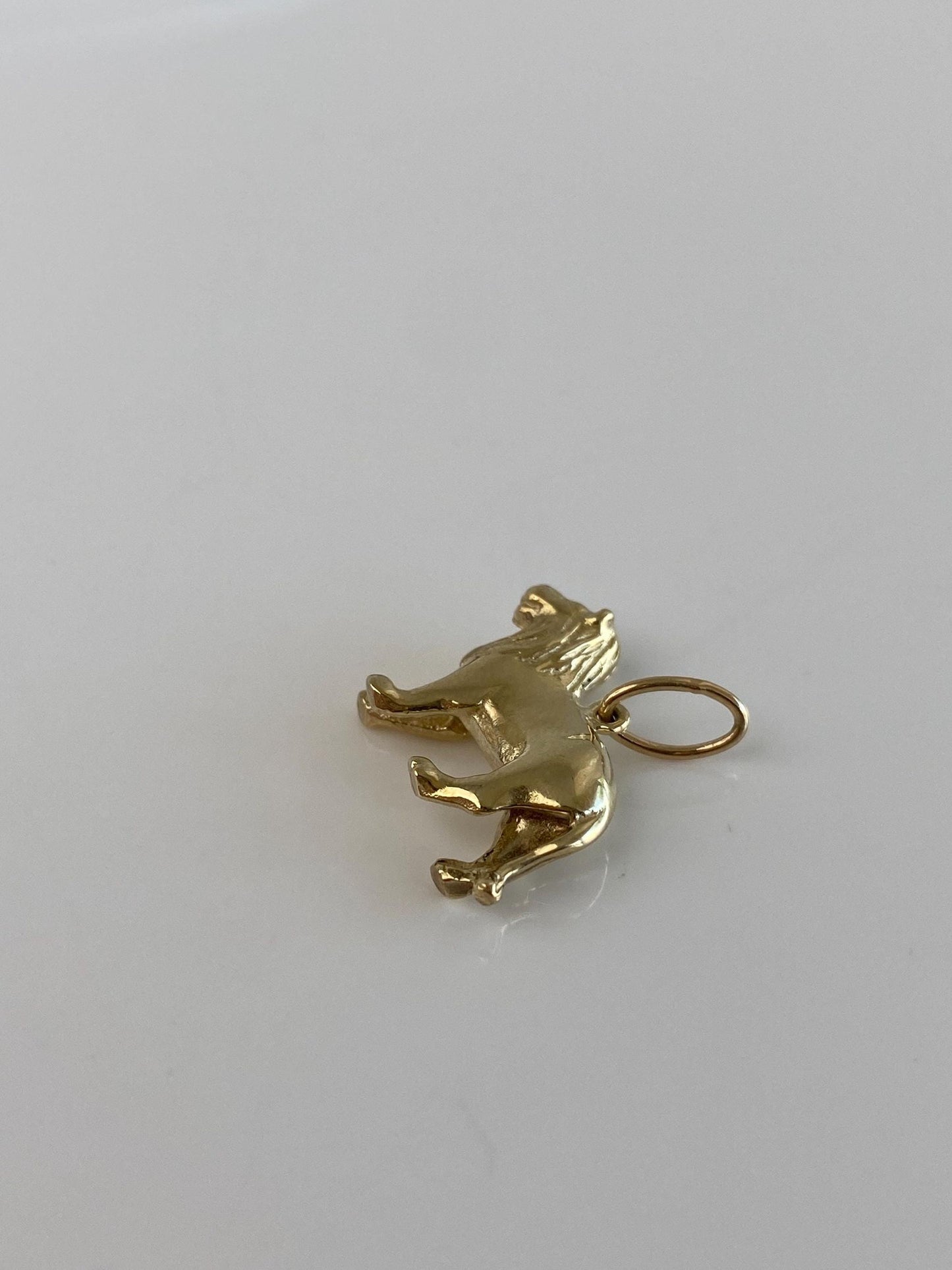 Vintage Solid 9k Yellow Gold Lion Charm - Fine Estate Jewelry - Real Genuine Gold