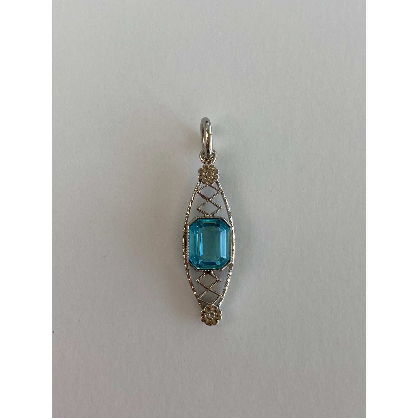 Vintage Solid 10k White Gold Blue Cubic Zirconia Art Deco Charm