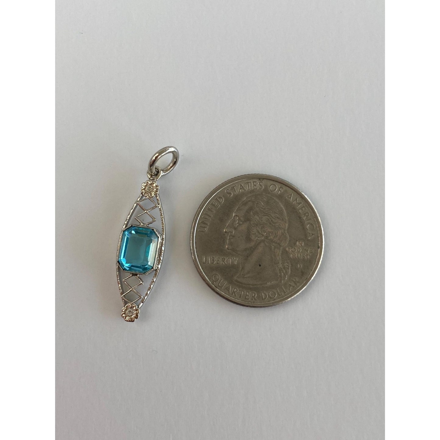 Vintage Solid 10k White Gold Blue Cubic Zirconia Art Deco Charm