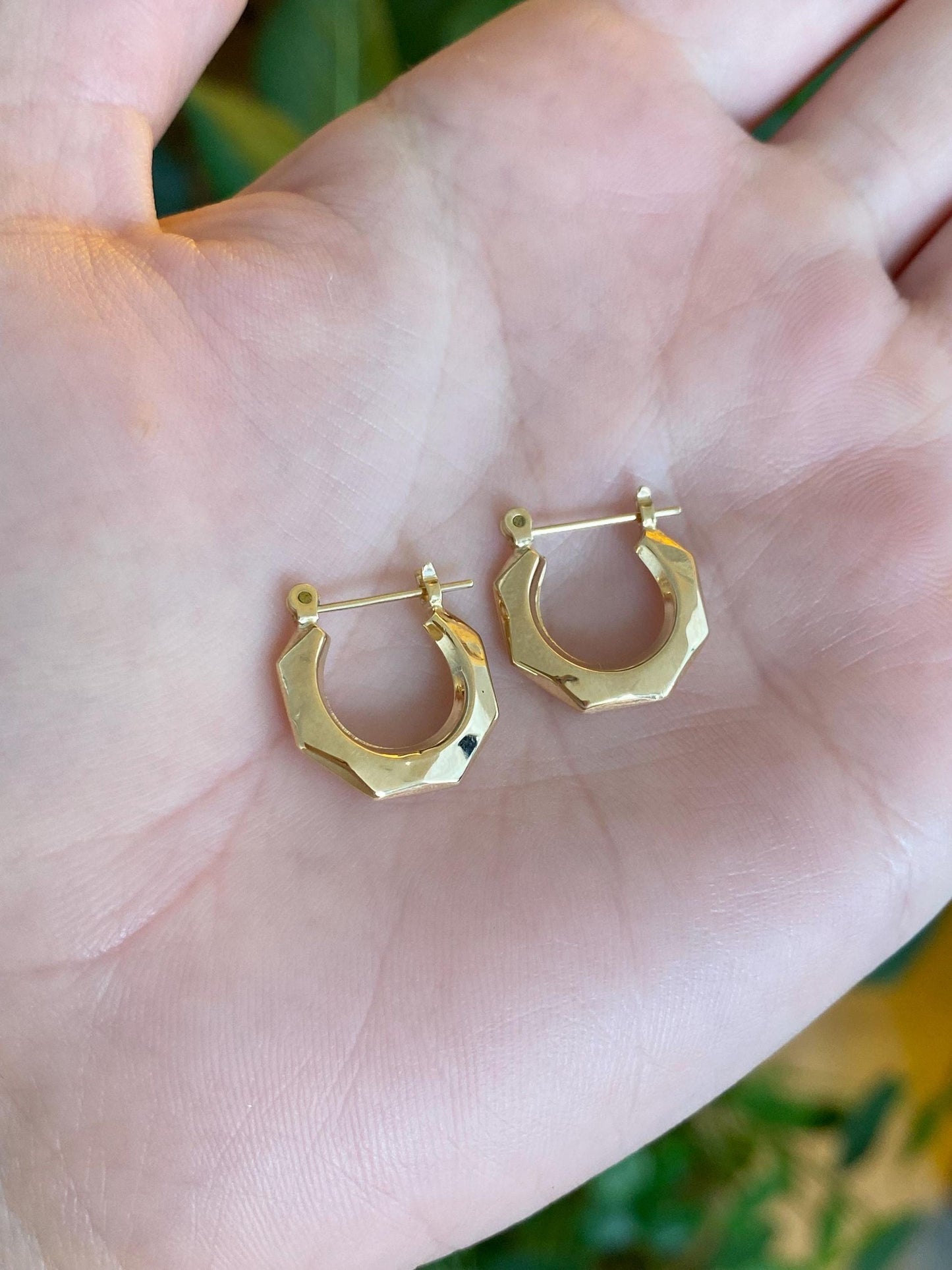 Vintage 14k Yellow Gold Hexagonal Hoop Earrings