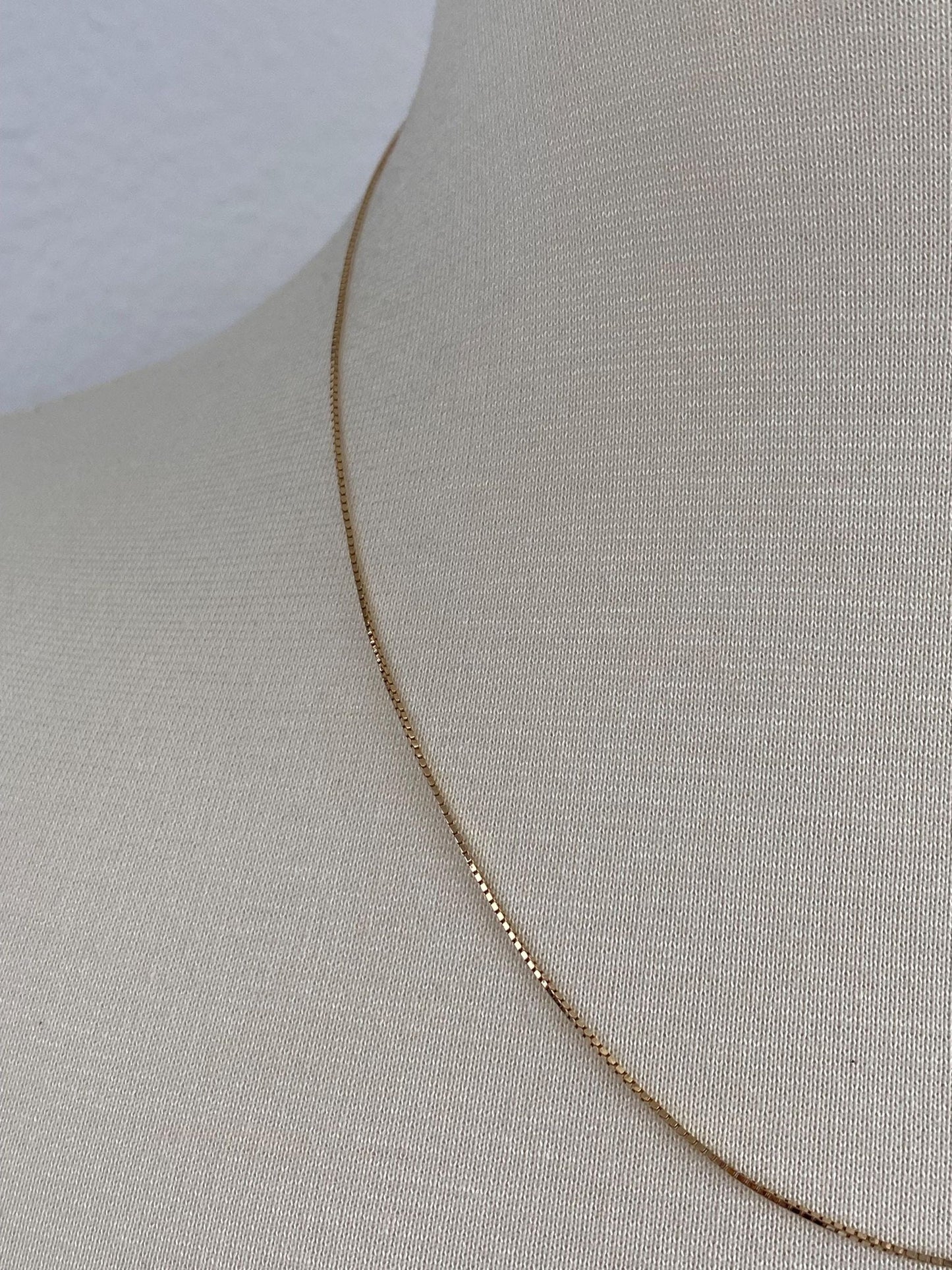 Vintage Solid 14k Yellow Gold Dainty Box Chain Necklace - 19 inches