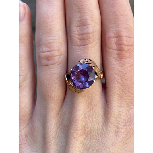 Vintage Solid 10k Yellow Gold Color Changing Sapphire Leaves Ring - Size 7.5-7.75