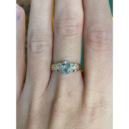 Vintage Solid 14k Yellow Gold Diamond Aquamarine Ring - Size 6.75
