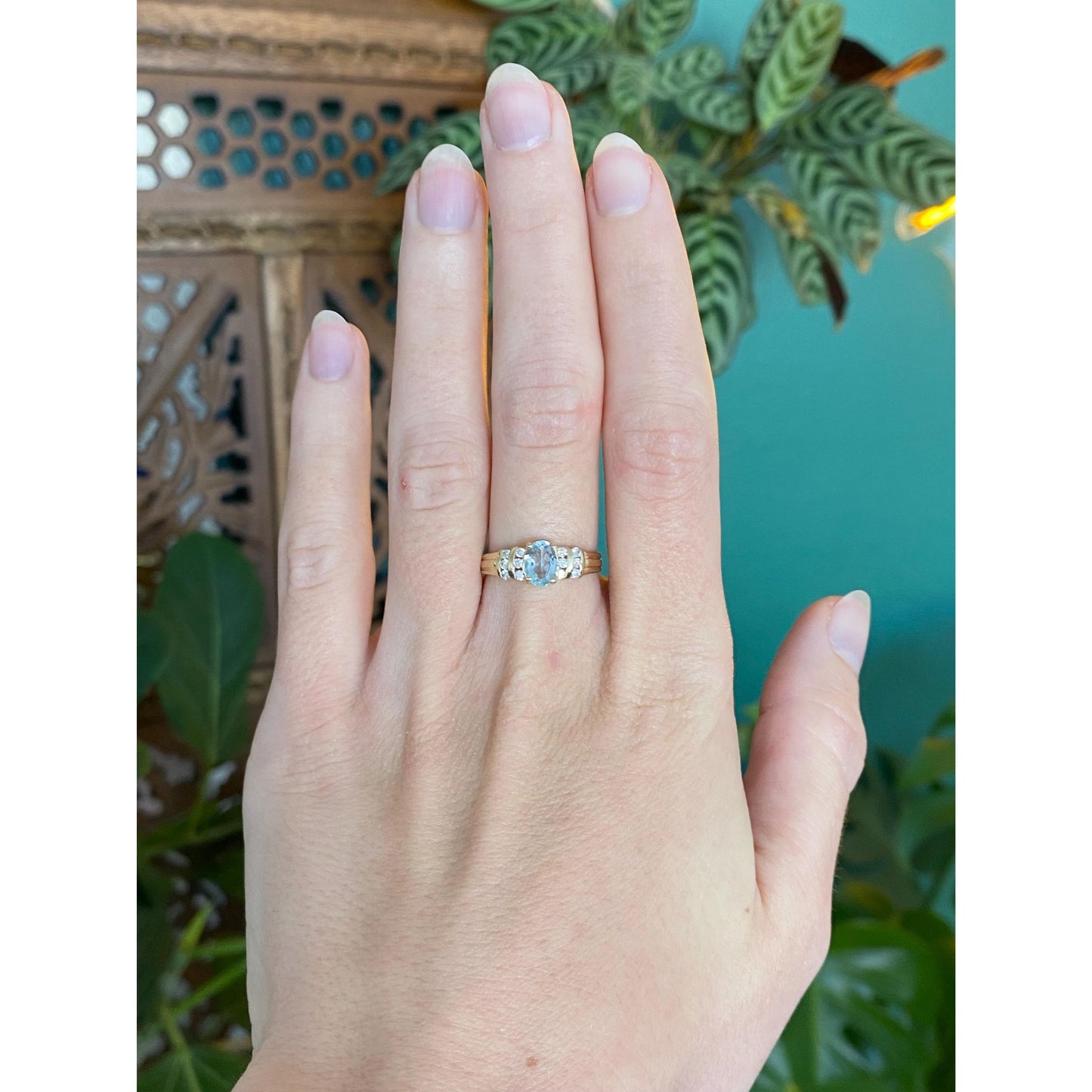 Vintage Solid 14k Yellow Gold Diamond Aquamarine Ring - Size 6.75