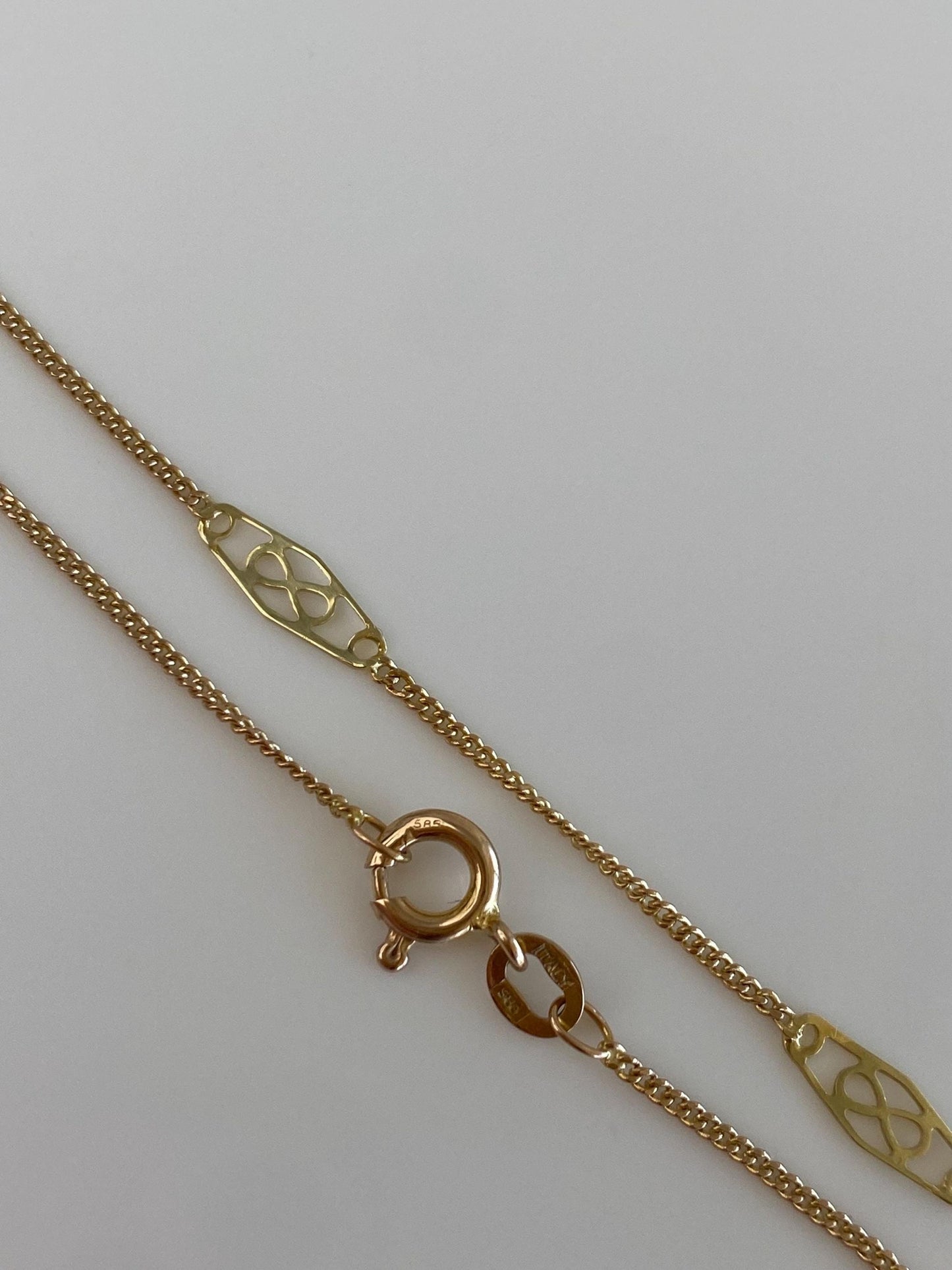 Vintage Solid 14k Yellow Gold Station Tight Curb Chain Bracelet - 7.25 inches
