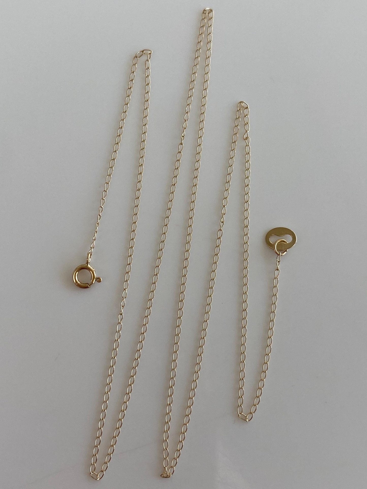 Vintage Solid 14k Yellow Gold Dainty Elongated Curb Chain Necklace - 16.25 inches