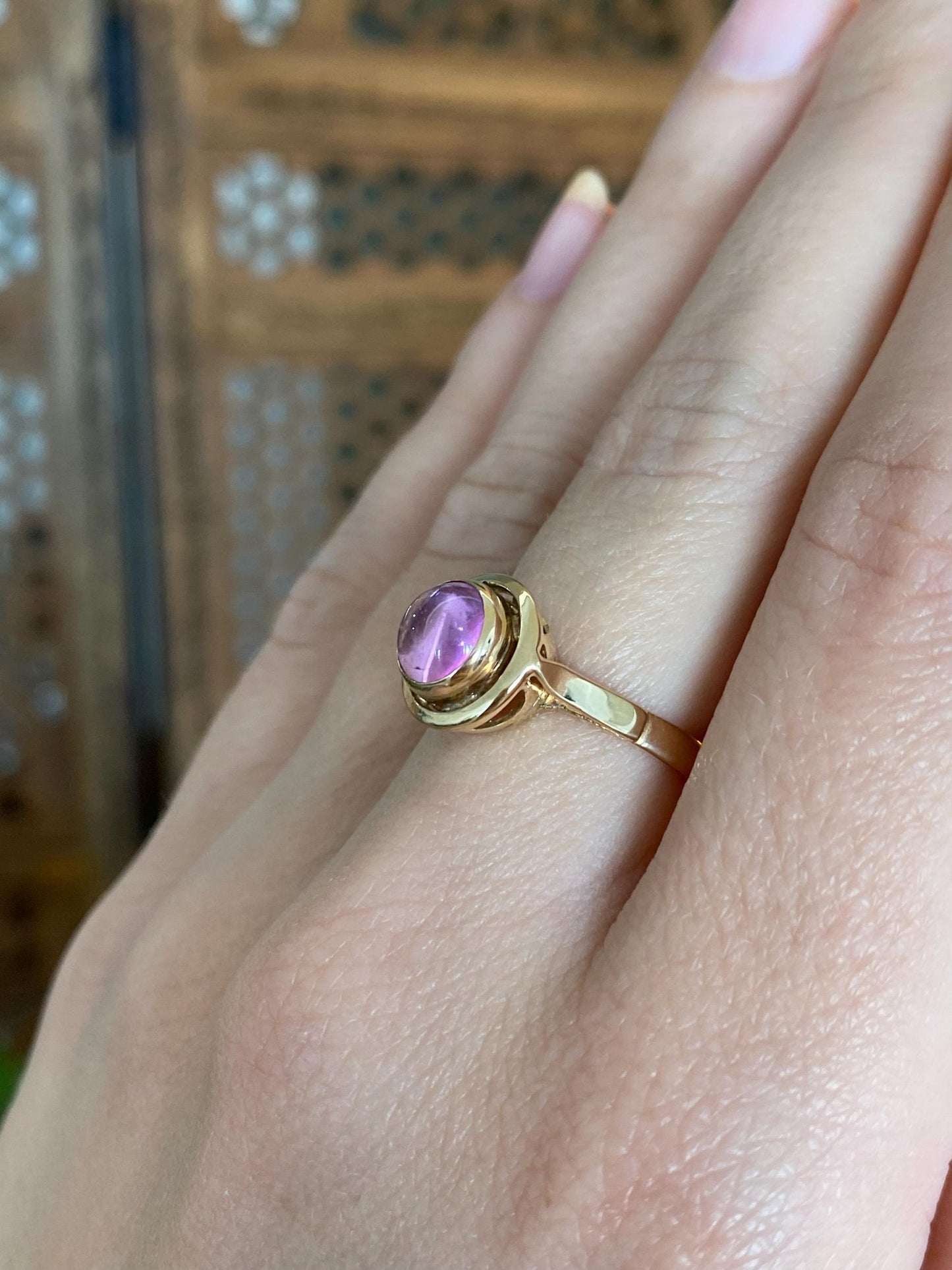 Vintage Solid 14k Yellow Gold Pink Sapphire Ring - Size 6.5