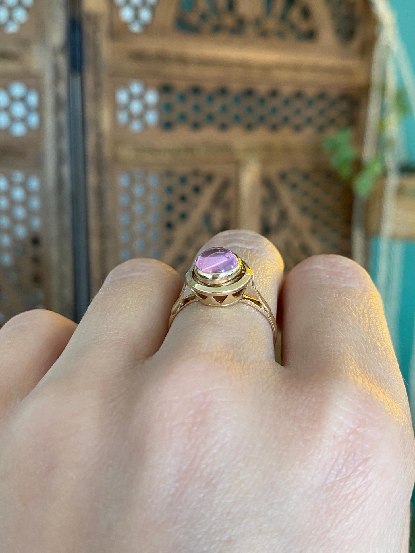 Vintage Solid 14k Yellow Gold Pink Sapphire Ring - Size 6.5