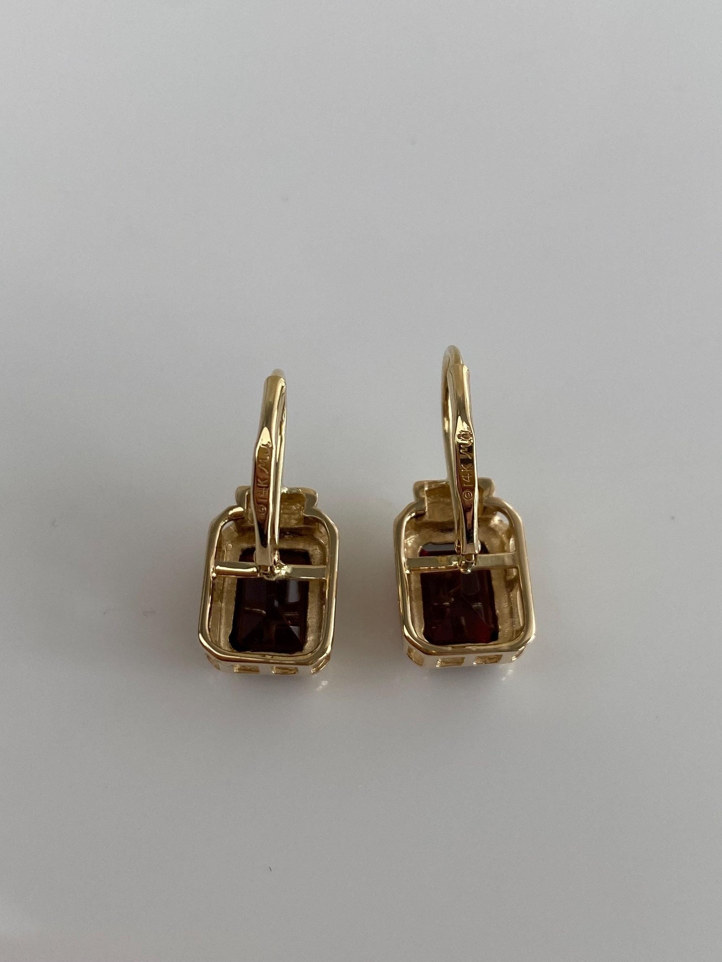 Vintage Solid 14k Yellow Gold Garnet Drop Earrings