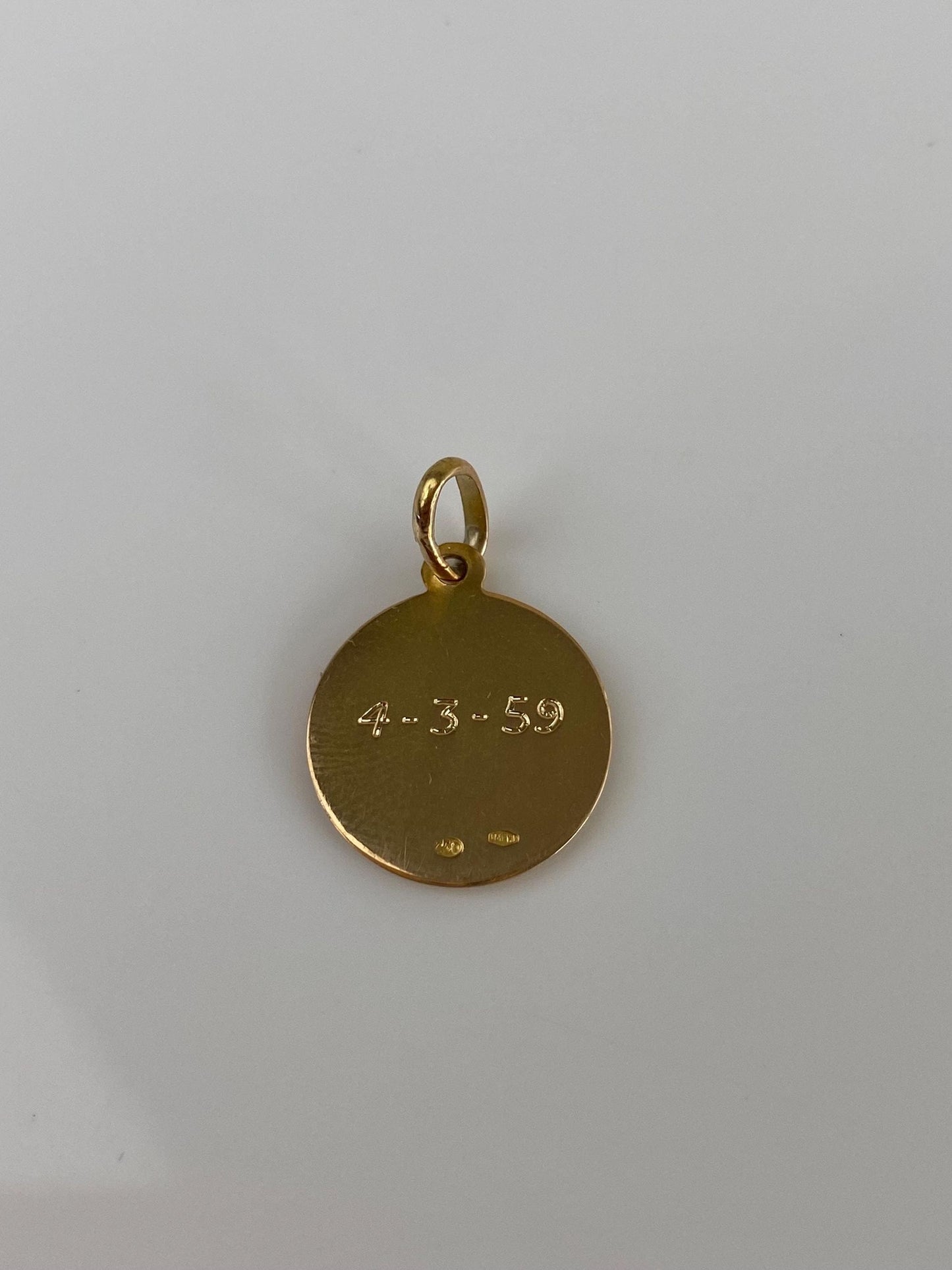 Vintage Solid 18k Yellow Gold Pope Charm