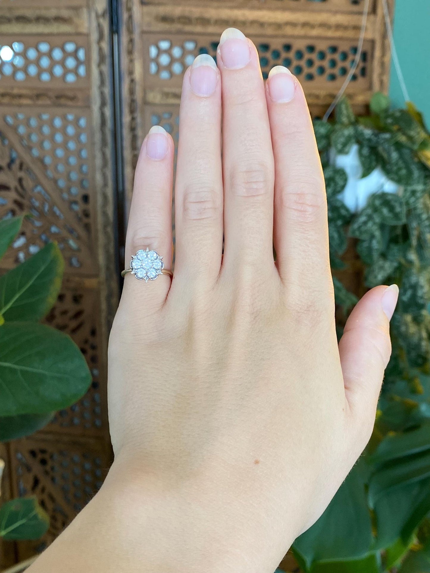 Vintage Solid 14k White & Yellow Gold Cubic Zirconia Cluster Ring - Size 4.25