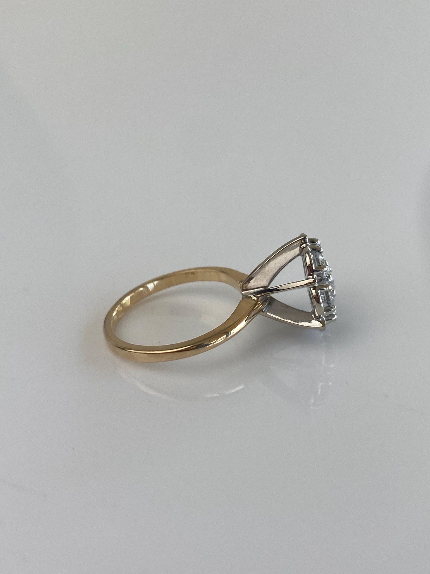Vintage Solid 14k White & Yellow Gold Cubic Zirconia Cluster Ring - Size 4.25