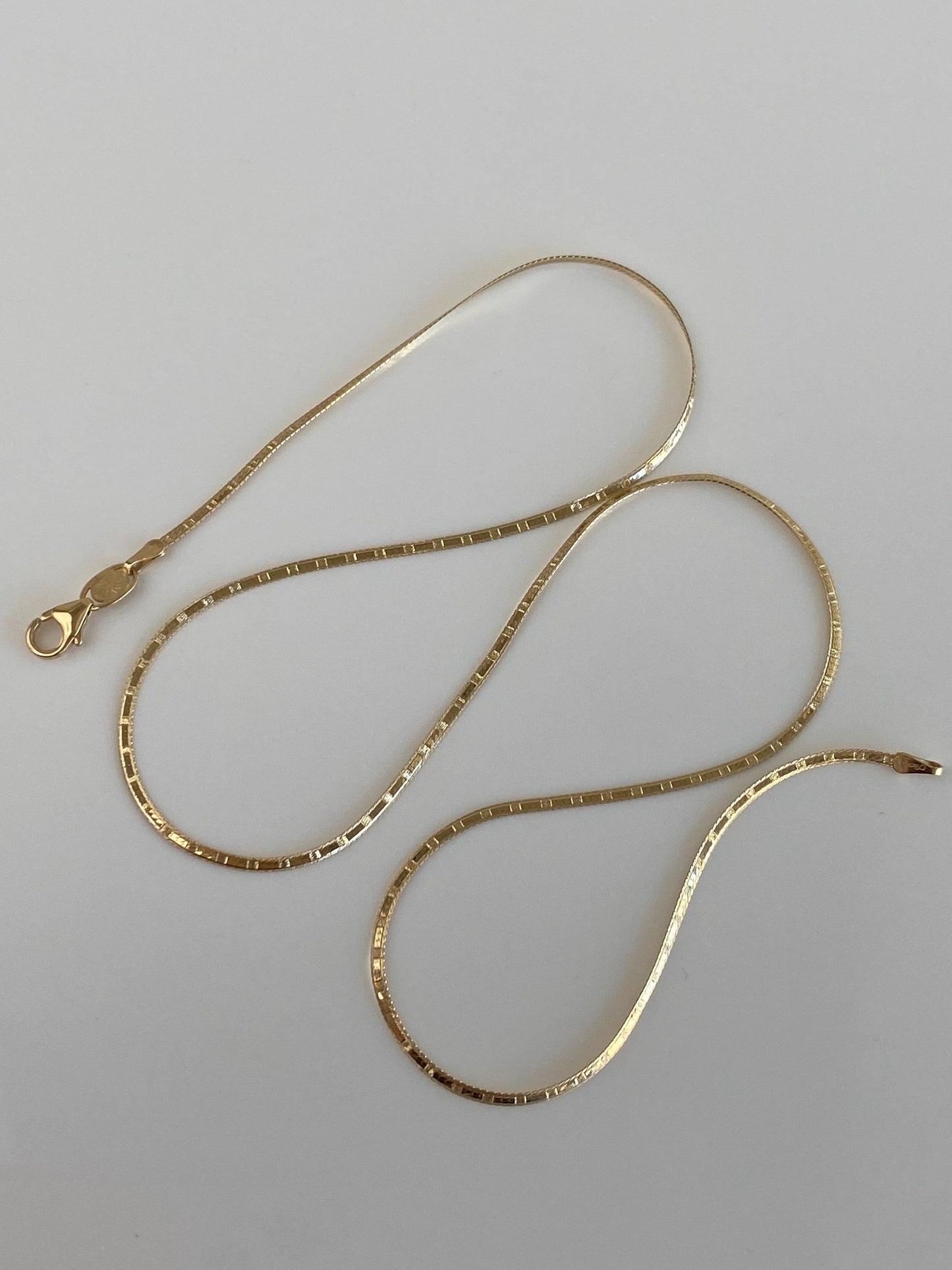 Vintage Solid 14k Yellow Gold Pattern Flat Chain Necklace - 18 inches