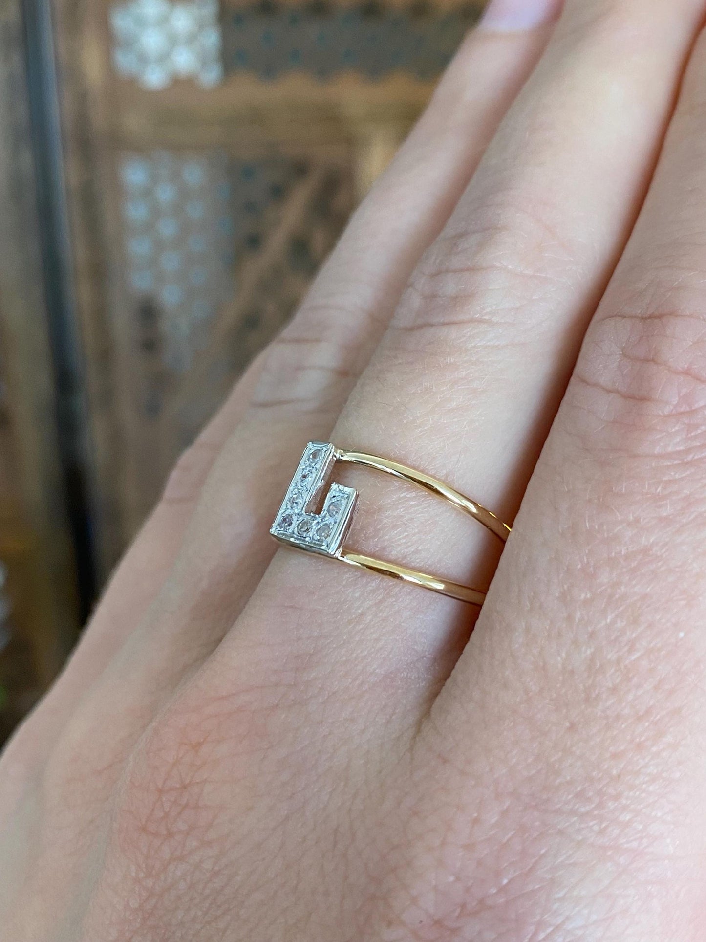 Vintage Solid 14k White & Yellow Gold Diamond Initial 'L' Double Ring Band - Size 7.75