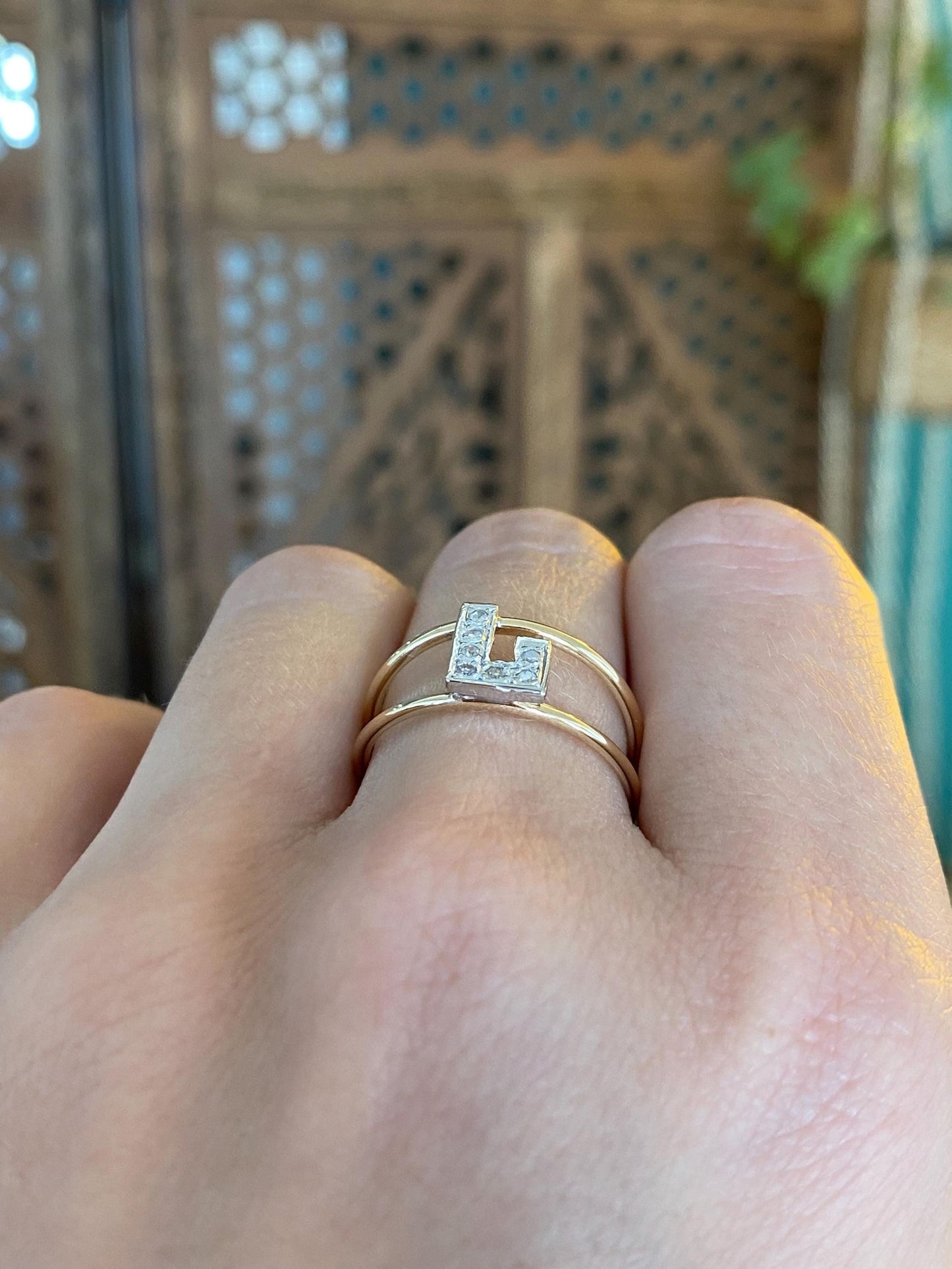 Vintage Solid 14k White & Yellow Gold Diamond Initial 'L' Double Ring Band - Size 7.75