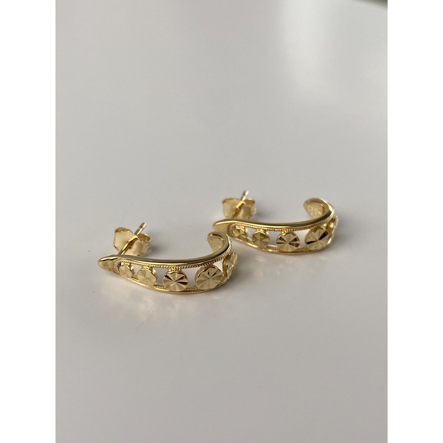 Vintage Solid 14k Yellow Gold Diamond Cut Drop Earrings