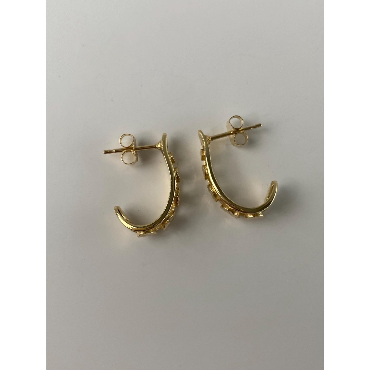 Vintage Solid 14k Yellow Gold Diamond Cut Drop Earrings