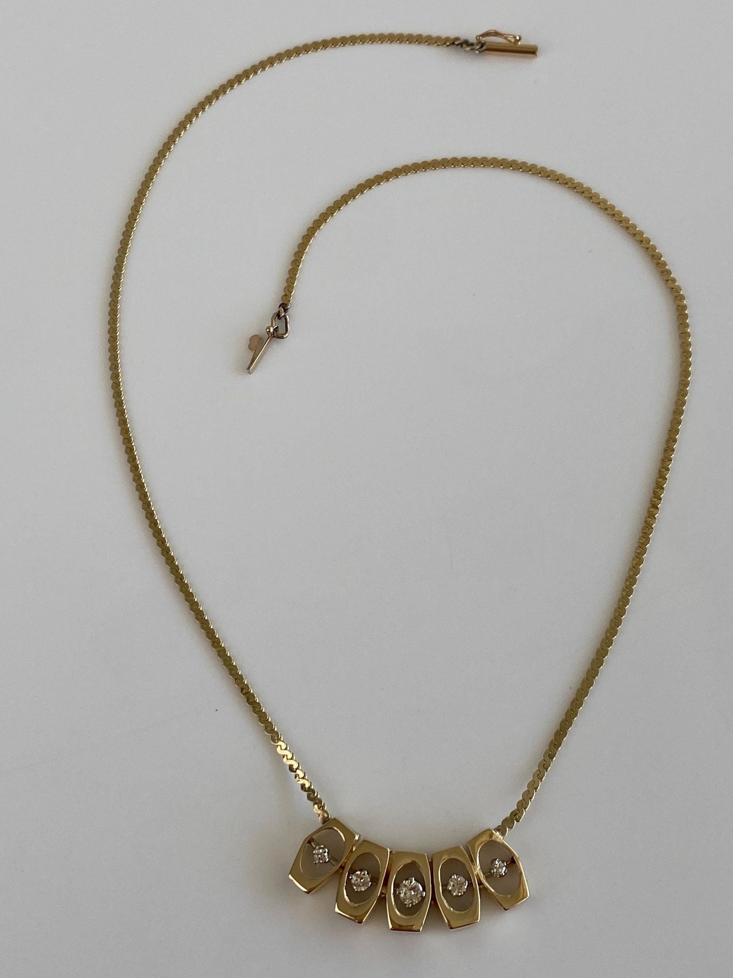 Vintage Solid 14k Yellow Gold Diamonds Serpentine Chain Necklace - 16 inches