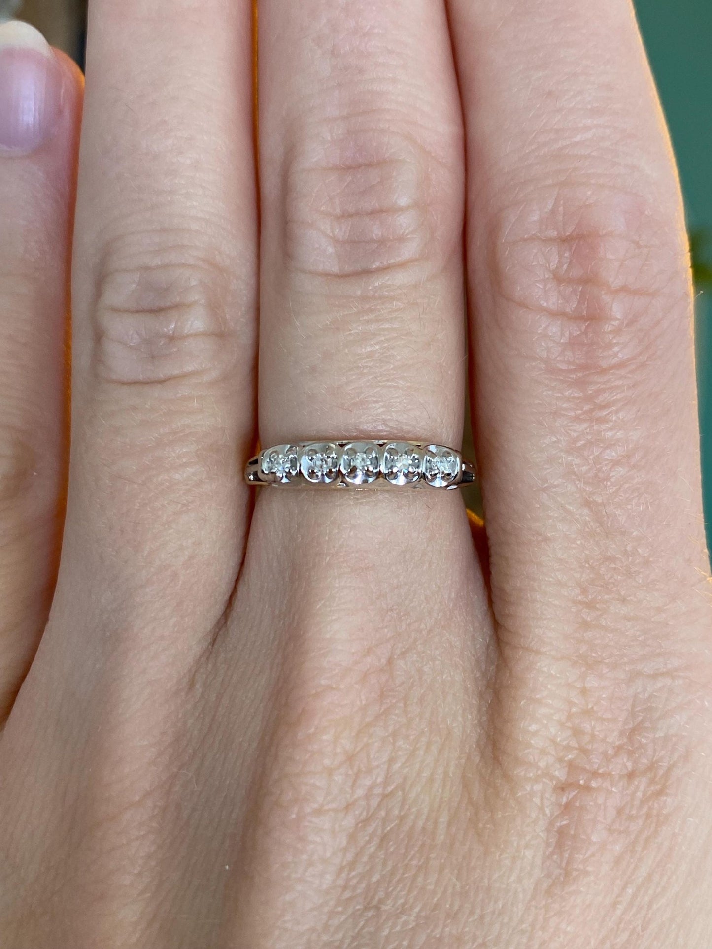 Vintage Solid 14k White & Yellow Gold Diamond Ring Band - Size 5.75