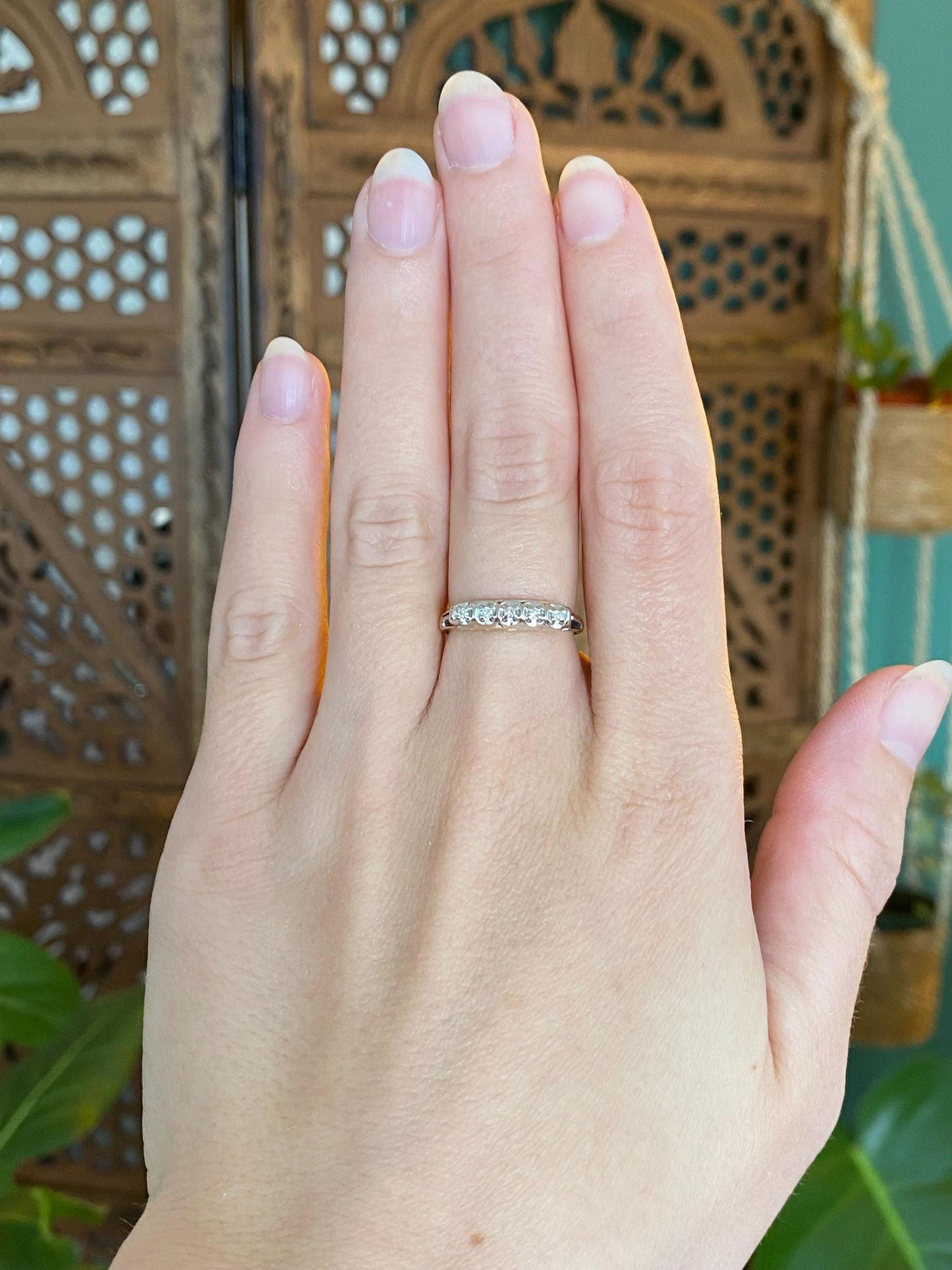 Vintage Solid 14k White & Yellow Gold Diamond Ring Band - Size 5.75