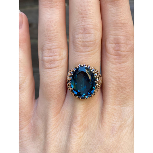 Vintage Solid 10k Yellow Gold Blue Quartz Signet Openwork Ring - Size 6.25