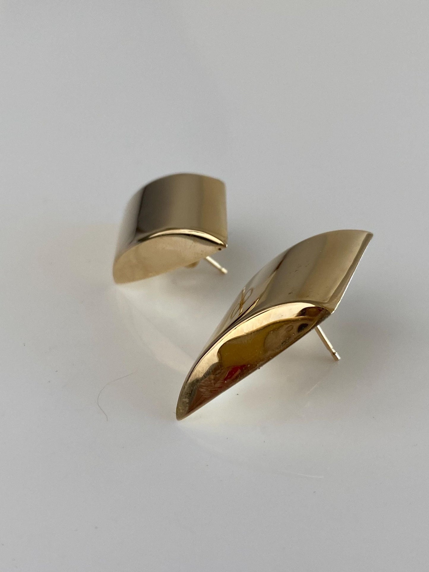 Vintage 14k Yellow Gold Diamond Shape Domed Stud Earrings
