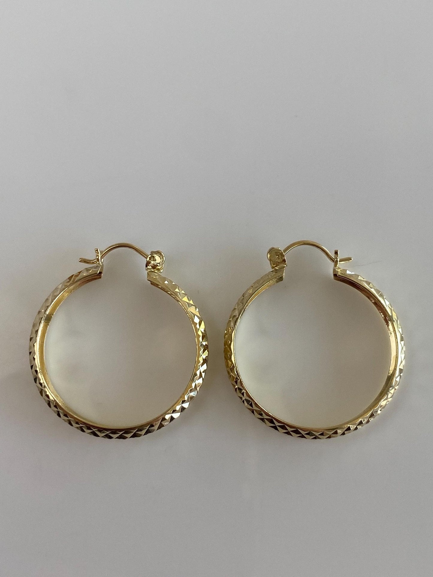 Vintage Solid 14k Yellow Gold Pyramid Texture Hoop Earrings