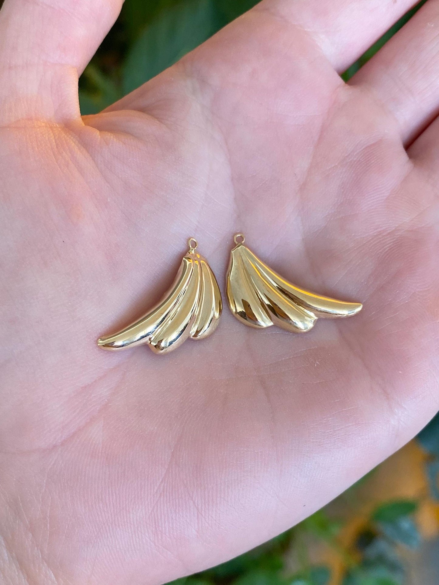 Vintage Solid 14k Yellow Gold Fluted Earring Jackets