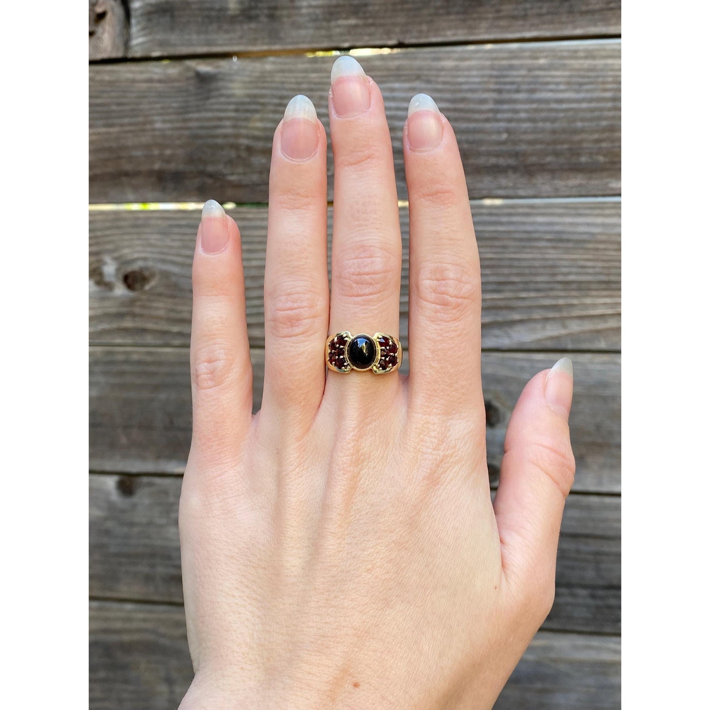 Vintage Solid 14k Yellow Gold Garnet Ring Band - Size 7