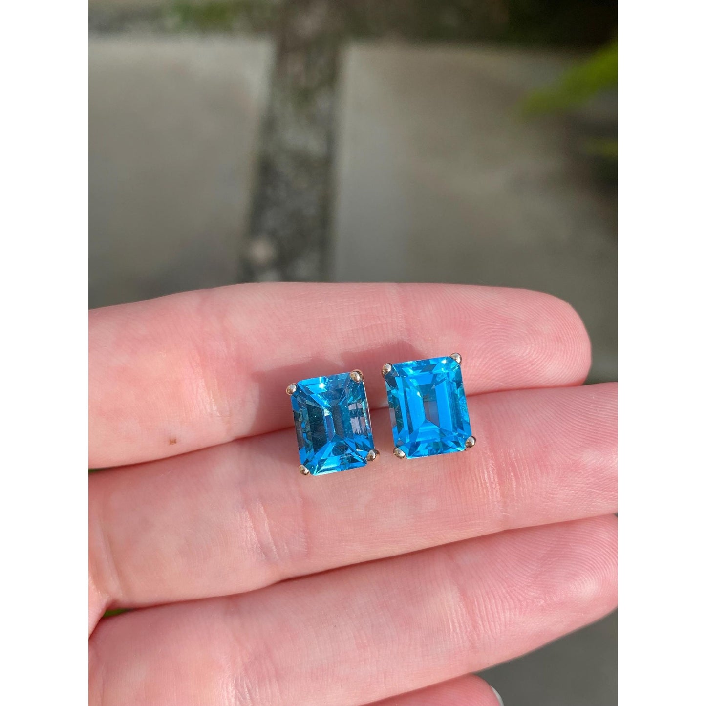 Vintage Solid 10k Yellow Gold Topaz Stud Earrings